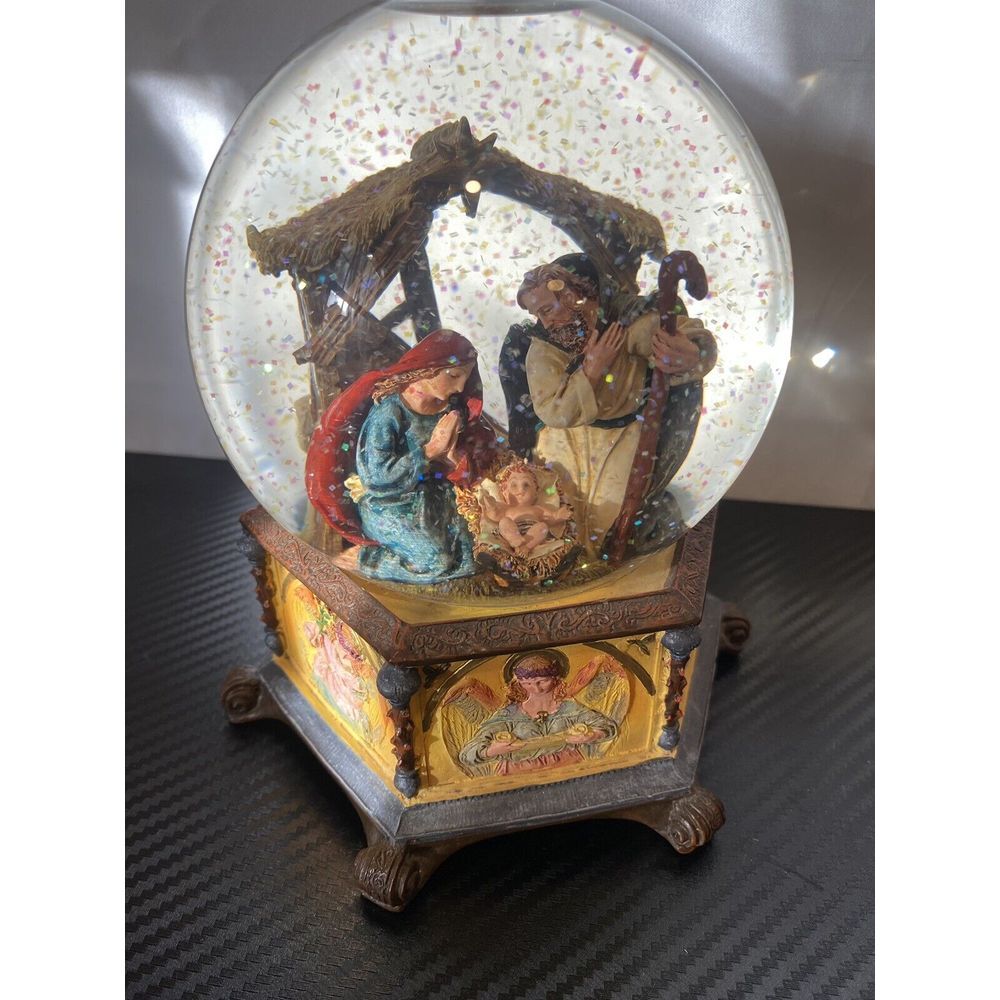 Kurt Adler Music Box Snow Globe Nativity Baby Jesus Mary Joseph Silent Night